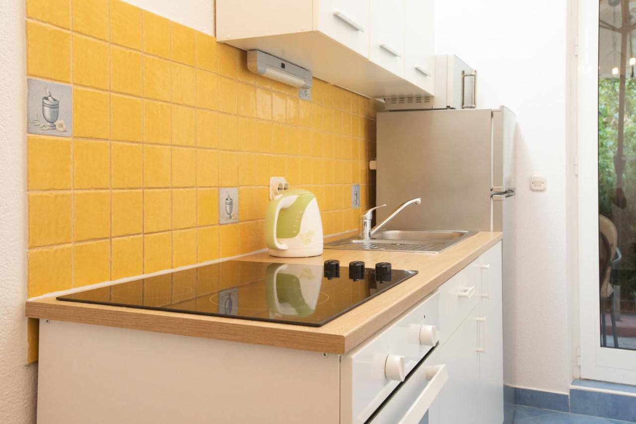 Vega Apartments Подгора Екстериор снимка